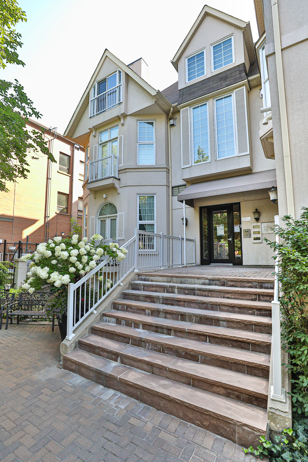 PH2539 Jarvis Street Gary Goba